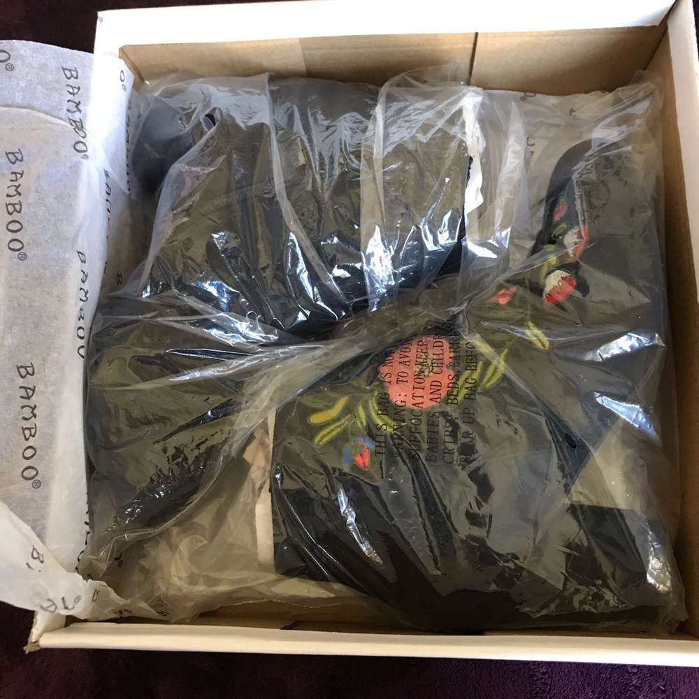 Bamboo Booties - Picture 2 of 3